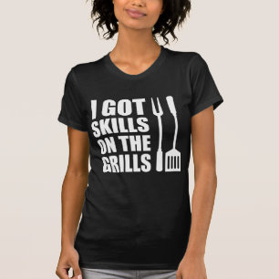 Färdigheter På Grillarna (PÅ MÖRK) Tee Shirt