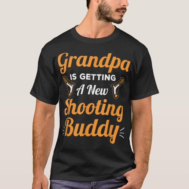 Farfar Får En Ny Skjutkompis - För Nya  T Shirt (Framsida)