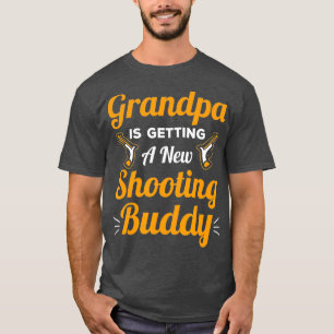 Farfar får en ny stöttepelare för ny t shirt
