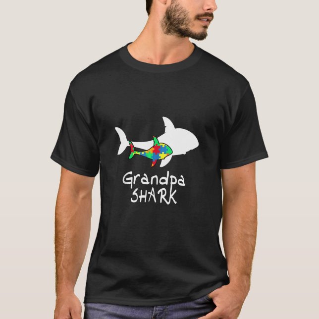 Farfar Shark Puzzle Biet Coola Autism Awareness T Shirt (Framsida)