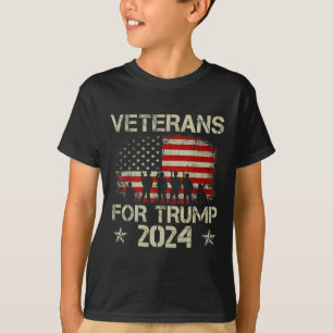 Farfar Veterans for Trump 2024 American Flagga 4:e T Shirt