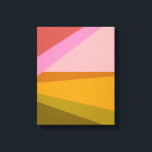 Färg Blockera modern geometrisk konst i röd Grönt Canvastryck<br><div class="desc">En levande och vibrerande geometrisk grafik med trianglar och former i en vacker fet färg-palett med nyp,  gulter och gröntar.</div>