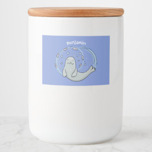 Färg på Cute lycklig och illustration av fiskblått Mat Etiketter