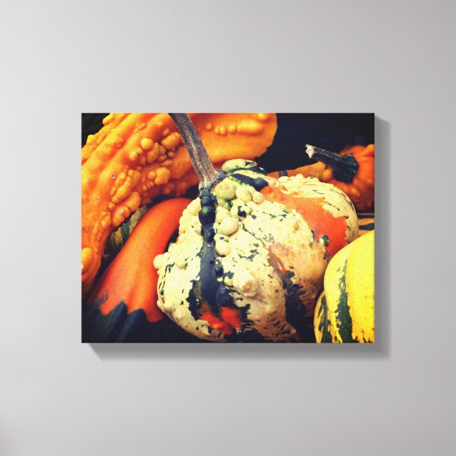 Färga dekorativa gourver närmar sig fallande canvastryck (Framsida)