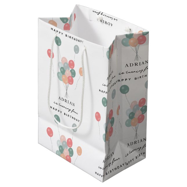 Färga pastellballonger Modern födelsedag Namn (Framsidan Vinklad)
