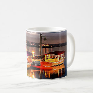 Färgad Boats i natt i Kirkland Kaffemugg