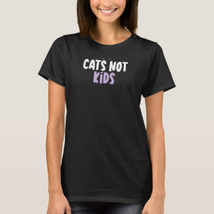 Färgad Heart - katter, inte barn som säger T Shirt