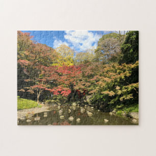 Färgad Maple Träd by Pond Pussel