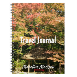 Färgad Maple Träd och Rest House Anteckningsbok