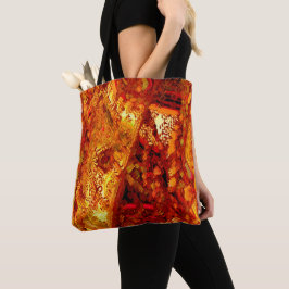 Färgad till rödaktig karnevalsmask av orange tygkasse