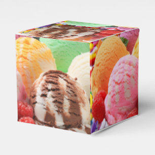 färgade glass scoops presentaskar