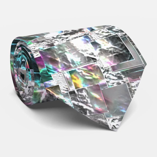 Färgaden ser ut som kvadratiska dvd-klipp, grov mo slips (Rullad)