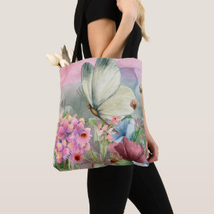 Färgämnen av fjäril Kisses bland vilda blommor Tygkasse