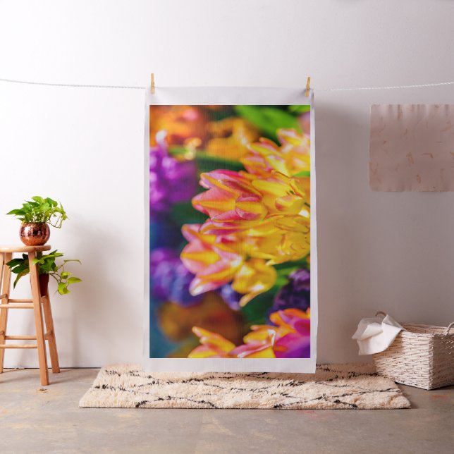 Färgämnen i tulpanblommor i Vår Tyg (In Situ)