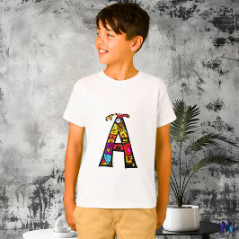 Färgämnen och Roligt Brev 'A'-stammen och doodle T Shirt