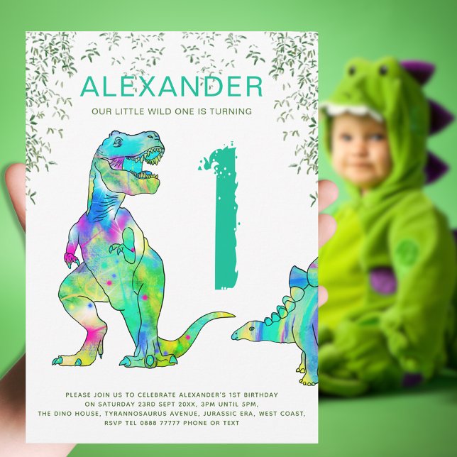 Färgämnet dinosaur 1:a födelsedagen Party Inbjudningar (Wild one boy’s dinosaur 1st birthday party invitation colorful T-Rex and stegosaurus modern dino fun)