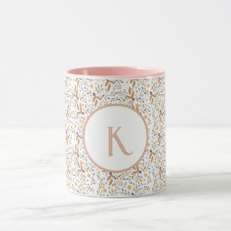 Färgämnet Vår Flower Mönster Monogram Mugg