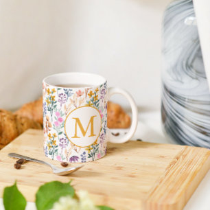 Färgämnet Vår Flower Watercolor Mönster Monogram Kaffemugg