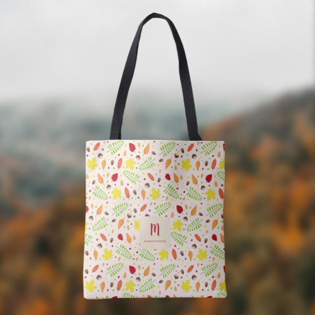 Färgat höst löv mönster med eget namn tygkasse (Custom colorful fall season tote bag with autumn leaves, personalize it with name and monogram.)