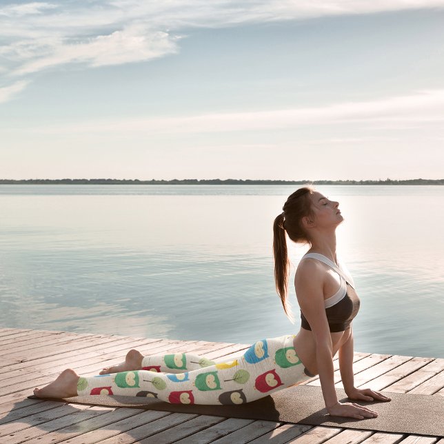 Färgat Sömnig Uggla Leggings (Skapare uppladdad)