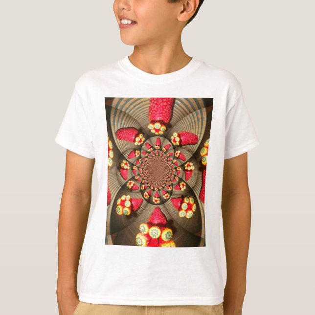 Färgbelyst rött ljus: Jordgubbe Kaleidoscope Art Tee Shirt (Framsida)