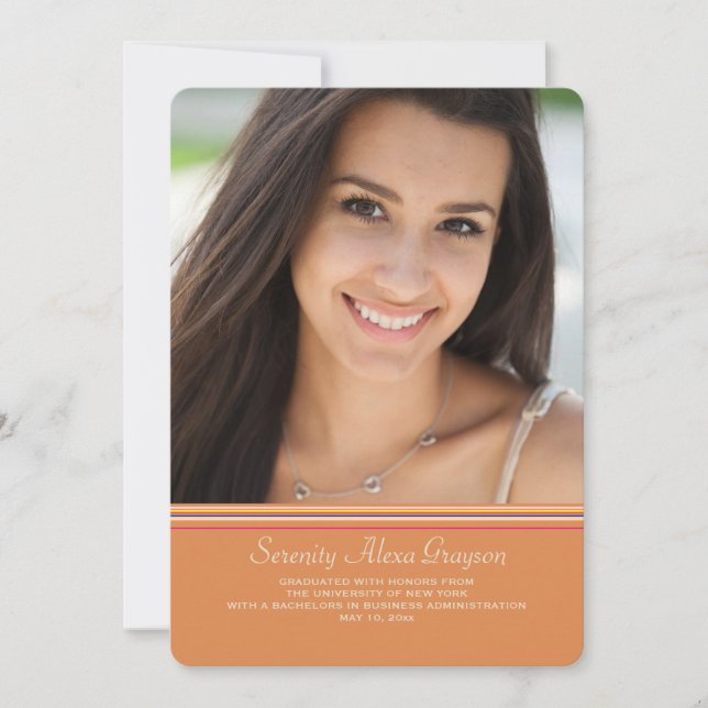 Färgbild på examensfirande utsändes meddelande (Framsida)