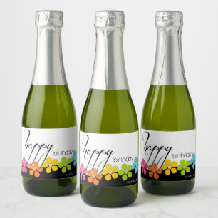 Färgblommig svart och vit födelsedagskalligrafi