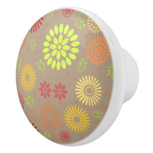 Färgblommor i varma skuggor knopp