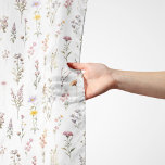 Färgblommor, jodblommor, trädgårdsblommor sjal<br><div class="desc">Elegant,  snyggt och sofistikerat mönster med färgstarka vilda blommor. Modern gåva och trendig,  perfekt för blommigtens design älskare i ditt liv.</div>