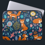 Färgblommor och rävar Retro Mönster Laptop Sleeve<br><div class="desc">Färgfulla coolor,  blommor och rödrävar,  söt illustration av sömlöst mönster. Mörk blått anpassadets bakgrund färg.</div>