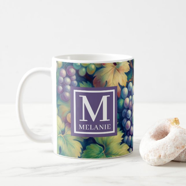 Färgdruvor Mönster Monogram och Namn Kaffemugg (Med munk)