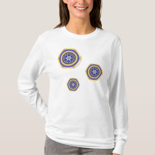 Färgen för nya år Kvinnor i ljussken Tee Shirt
