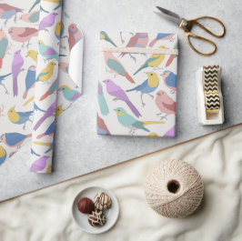 Färgfåglar med vit babydusch i bakgrunden presentpapper