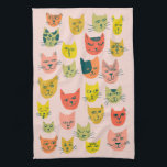 Färgfläckar Kittens Rosa Kökshandduk<br><div class="desc">Dansa ditt kök med den här söta handduken. Gör en underbar hemmabio eller jubileumsgåva! Du kan anpassa den och även lägga till text. Kolla min affär efter mycket mer färg och mönster plus matchande köket saker!</div>