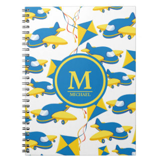 Färgflygplan och Kites Kids Mönster Monogram Anteckningsbok