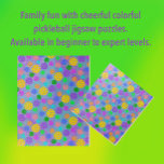 Färgformad poppart Pickleball Pussel<br><div class="desc">Ha lite roligt i familjen med ett pussel! Färgfyllda glasbollar vid uppspelning på en geometrisk,  strimlad bakgrund ger en mycket coola design. Välj bland flera storlekar och antal delarare som kostym kommer att bli nybörjare för experter.</div>
