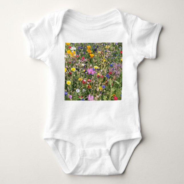 Färgfull ängsskugga för vilda blommor, levande mön t shirt (Framsida)