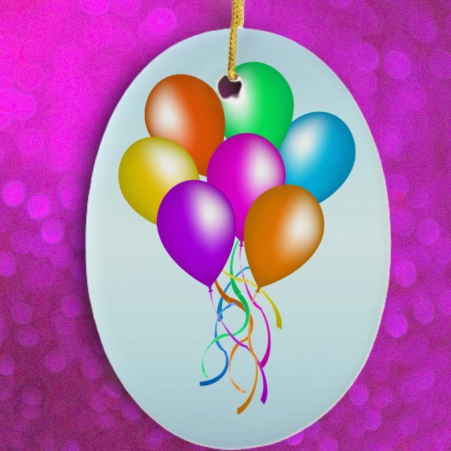 Färgfull Bright Bunch av ballonger Julgransprydnad Keramik (Bunch of festive colourful balloons with streamers on light blue hanging ornament.)