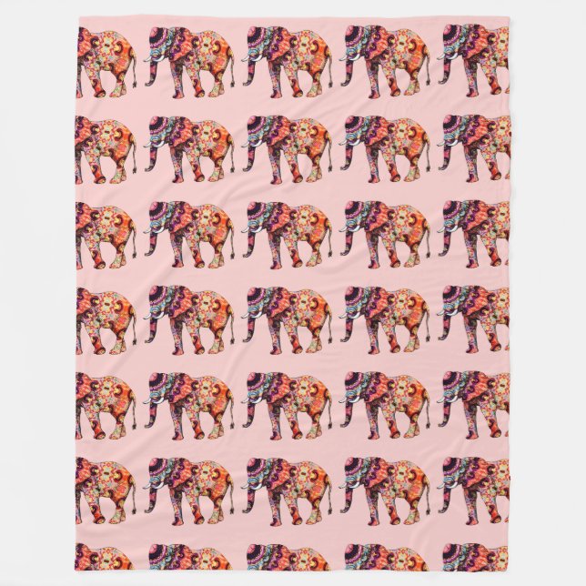 Färgfull flerfärgad elefant i bakgrunden för Rosa Fleecefilt (Framsidan)