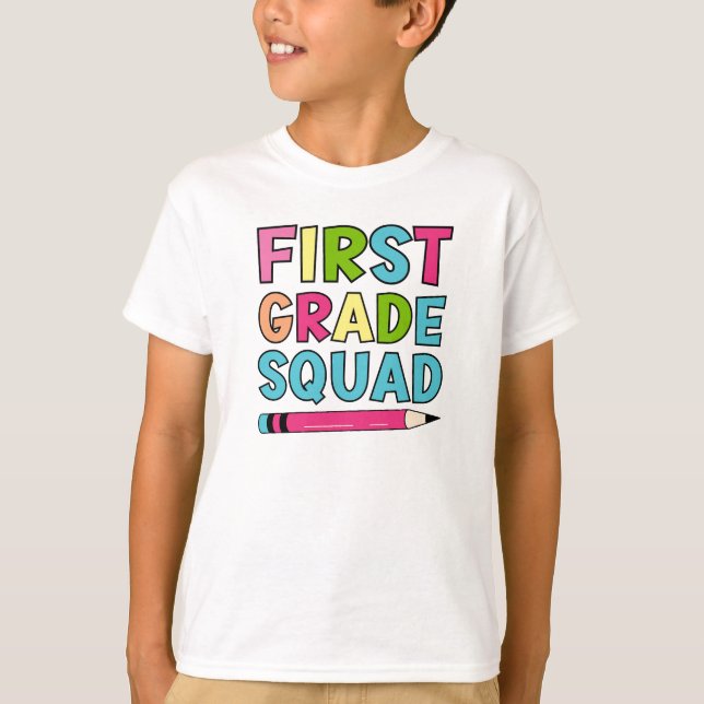 Färgfull första Klass-kvadrat - Back to school T Shirt (Framsida)
