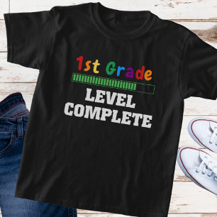 Färgfull "Första Klass, Nivå färdigt" Barns T Shirt