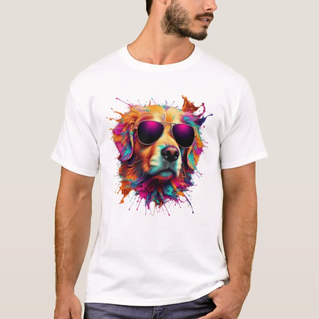 Färgfull guldkopiator med solglasögon. t shirt (Framsida)