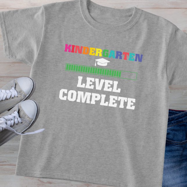 Färgfull "Kindergarten Level Complete" (Kindergart T Shirt (Skapare uppladdad)