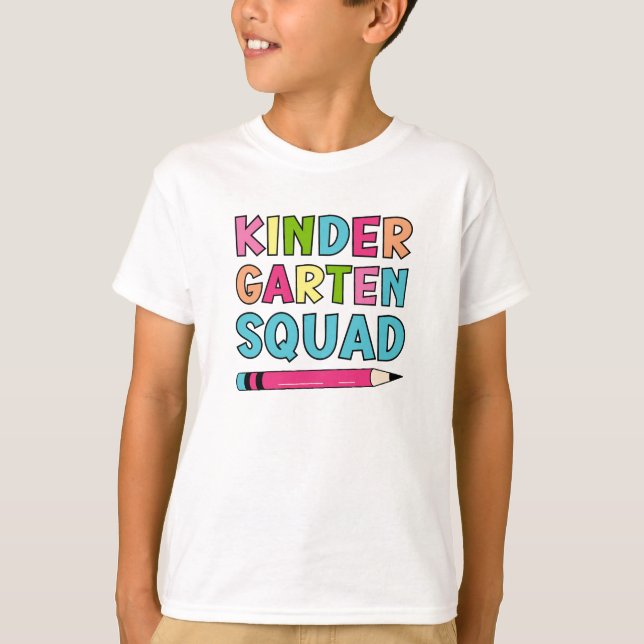 Färgfull Kindergarten Squad - skolans första dag T Shirt (Framsida)
