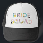 Färgfull Mönster-typografi Modern Bride Squad Hat Truckerkeps<br><div class="desc">Festiv truckerkeps med BRIDE SQUAD i färgstark modern typografi med blandat mönster. Detta kommer att vara perfekt för möhippor och möhippor. Matchande objekt är tillgängliga.</div>