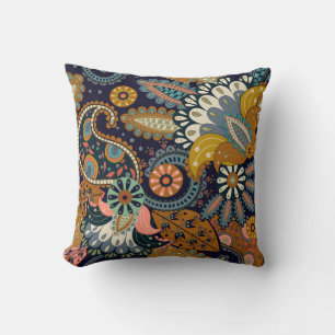 Färgfull Paisley: Blommigt Indiska Tapet. Kudde