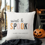 Färgfull sötsak och taloky | HAPPY HALLOWEEN Kudde<br><div class="desc">Färgfull sötsak och taloky | HAPPY HALLOWEEN</div>