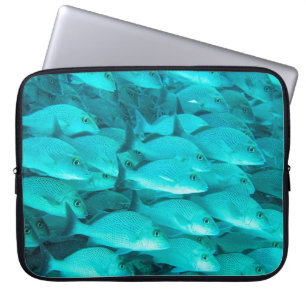 Färgfull tropiska fiskar och korallrev i havet laptop fodral