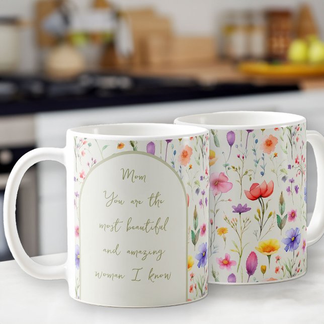Färgfull Wildblomma Vitimiscal Lettering Soft Grön Kaffemugg (Pretty floral mug for mom from my Mother's Day Wildflower Collection)