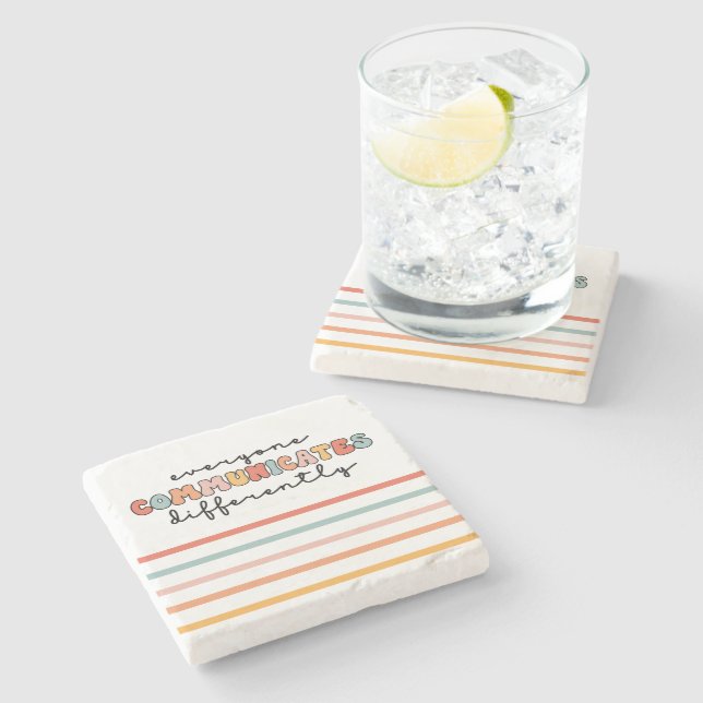 Färgfulla alla kommunicerar på olika sätt stenunderlägg (Sidan)